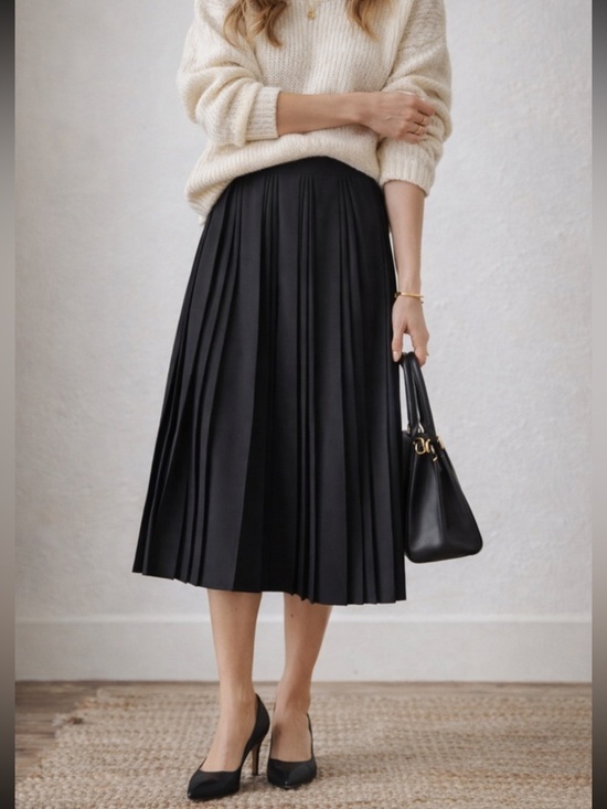Vintage Dresses & Skirts - Vintage high waist Black Pleated Midi Skirt Size 10 Minimalist Classic A-Line